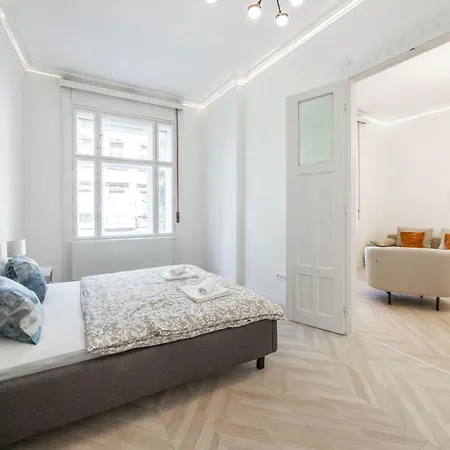Classy & Cozy Dream In The Center Of Lejlighed *